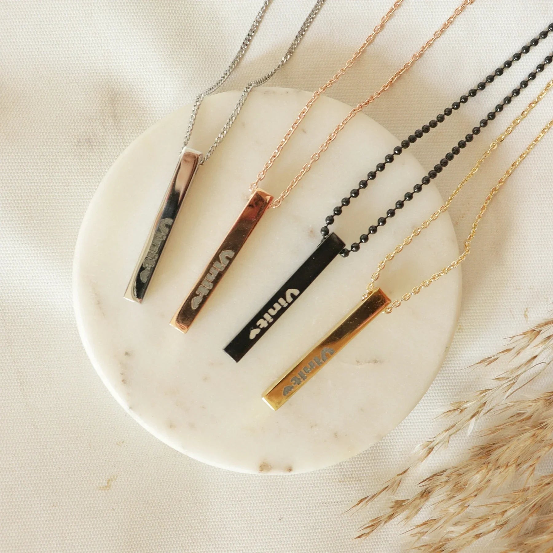 Customized 3D Bar Pendant Black Your Gift Studio