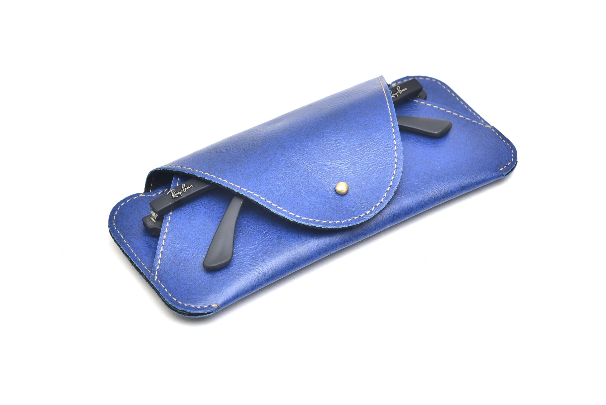 This eyewear case is tailor-made to fit your specific eyewear dimensions, ensuring a snug and secure fit. back view