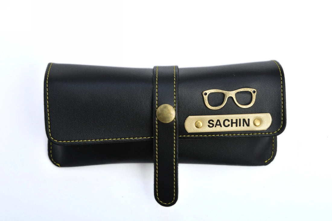 personalized-eyewear-case-1-0-black-customized-best-gift-for-boyfriend-girlfriend