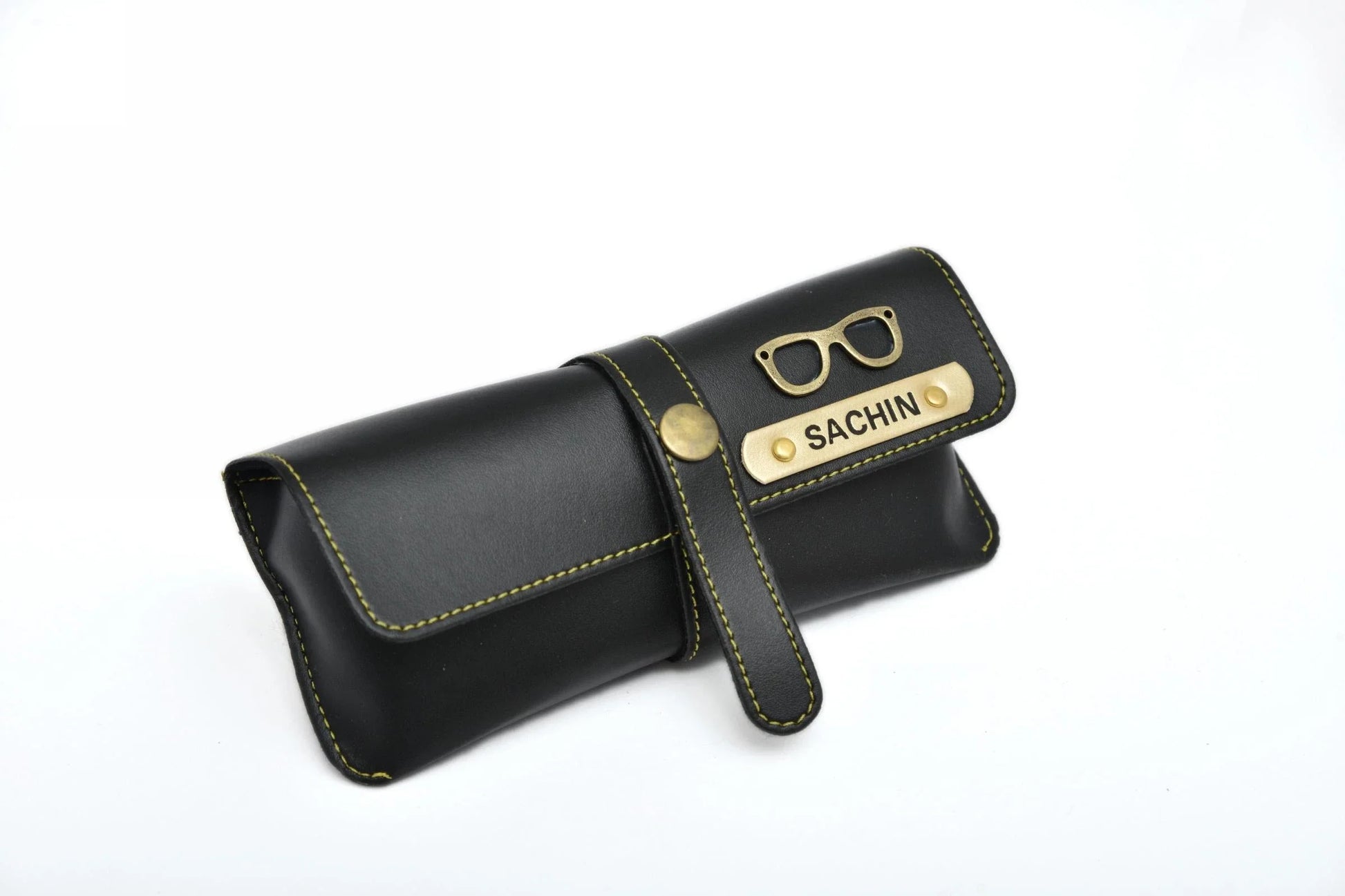personalized-cb03-black-customized-best-gift-for-boyfriend-girlfriend.So, protect your eyewear too and make it look modern by getting your very own classy, personalized unisex leather glass case.  Add your name and charm to your favourite coloured eyewear case and live in style!   With a royal leathery finish and a top-notch material quality, these personalized unisex glass cases prove to be sturdy while looking stylish. They protect your eyewear from all sorts of stresses!