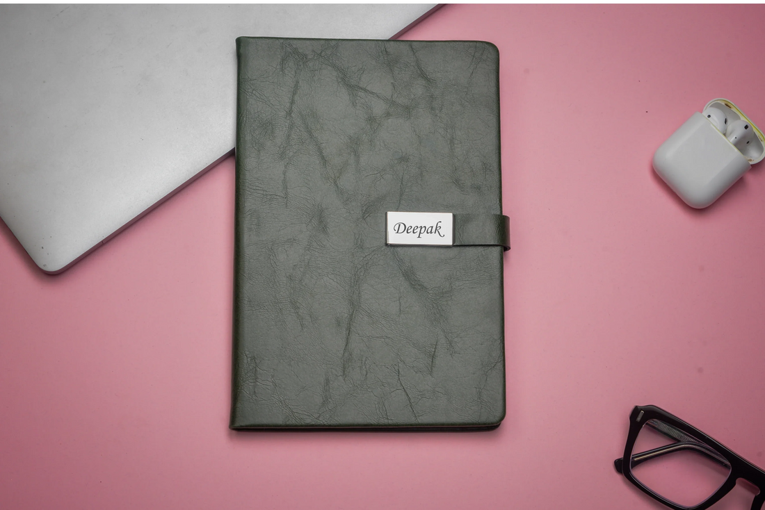 Stay on top of your to-do list with this classy metal flip diary and classic metal pen combo, customized to suit your style. Great for professionals in Bangalore.