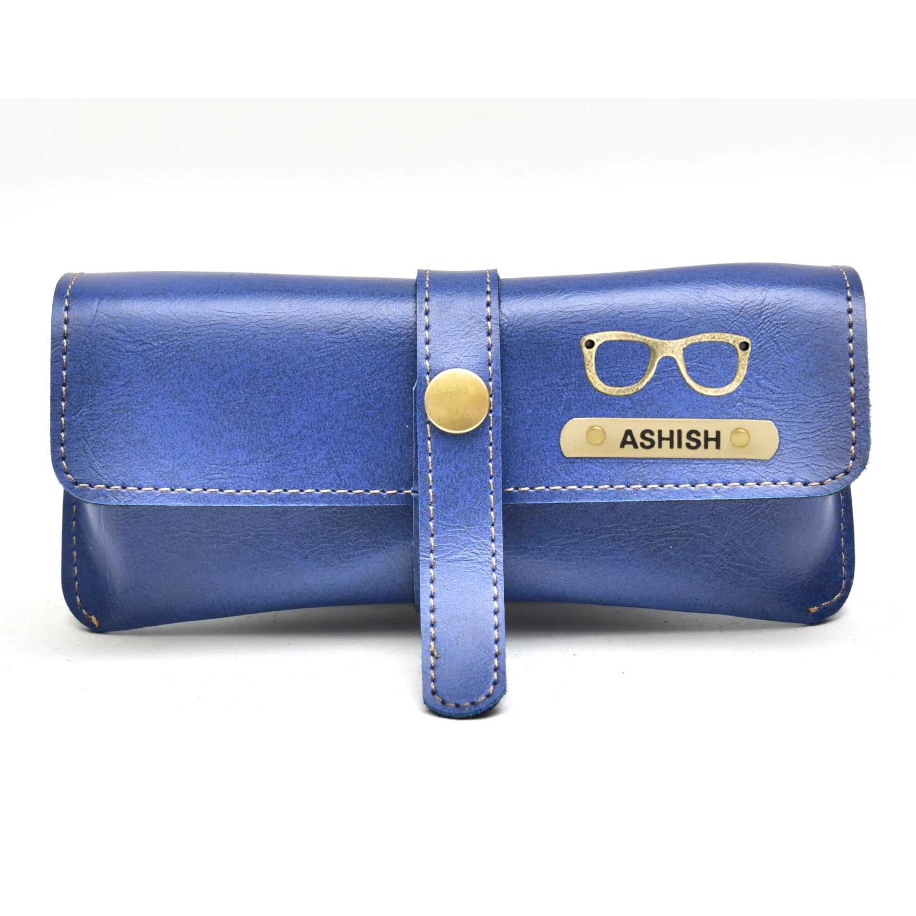 Our eyewear case is perfect for travel, keeping your glasses safe and secure while on-the-go.