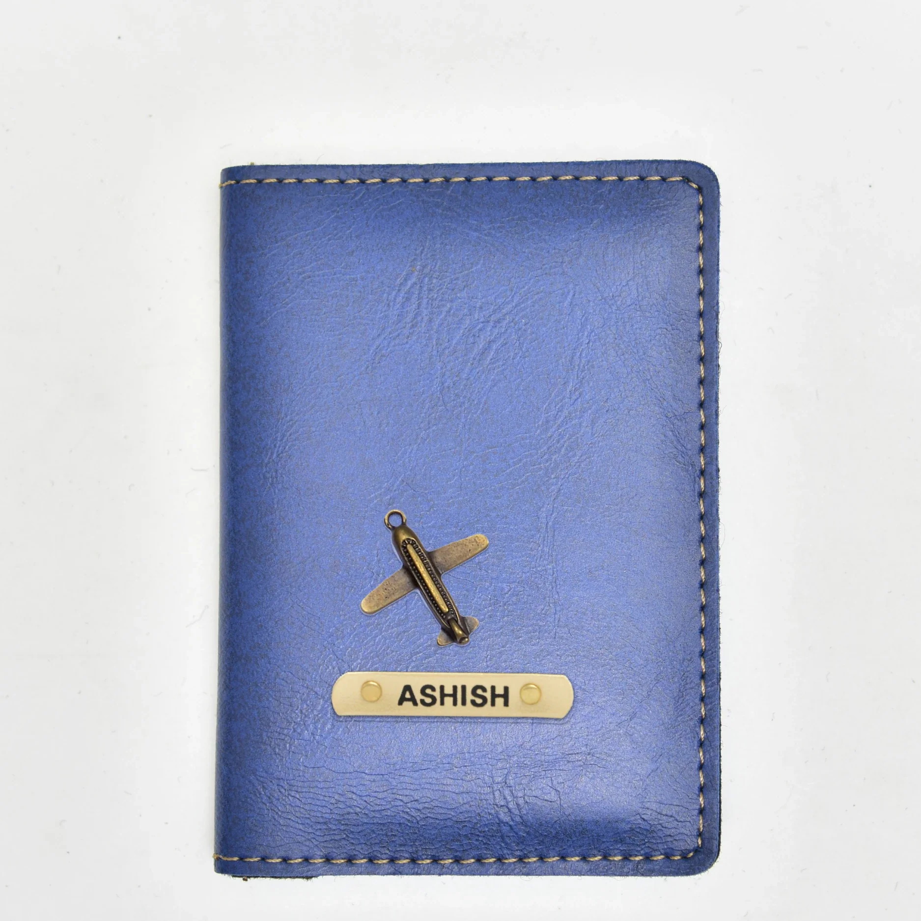 Make a lasting impression with a custom-made leather passport case that showcases your refined taste.