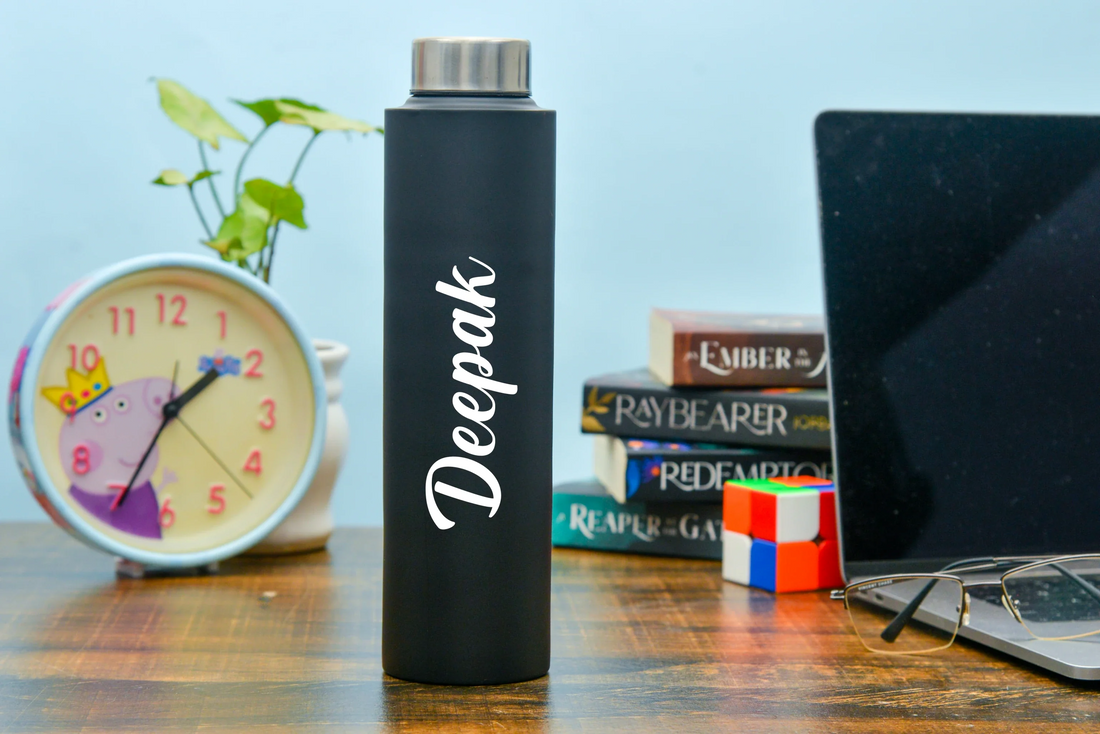 The Classy Hardcover Diary, Classic Metal Pen, and Classic Smart Bottle 900 ml are the ultimate set for anyone who values organization, style, and convenience. Keep track of your daily tasks, take notes, and stay hydrated with ease.