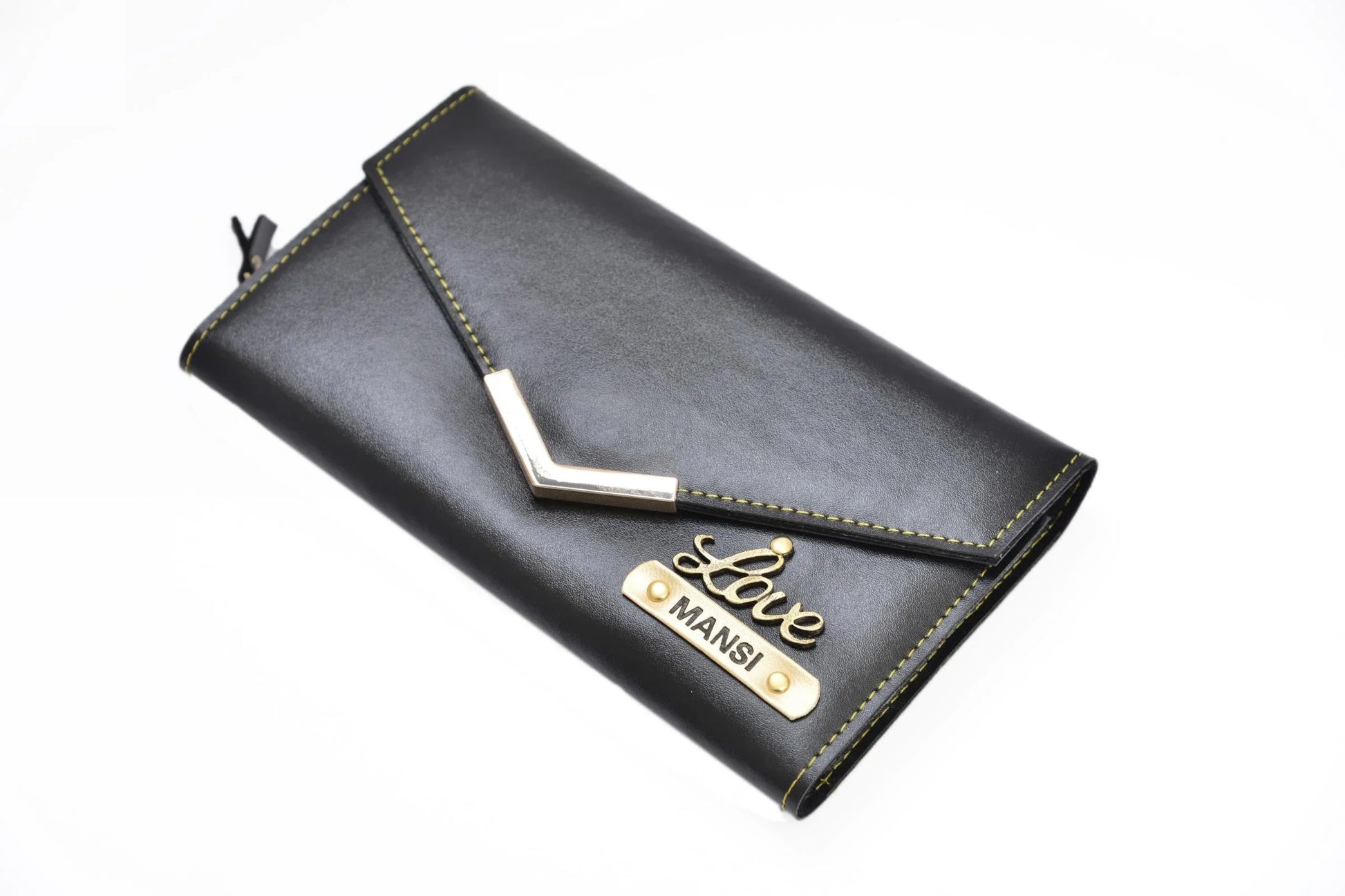 personalized-cb06-black-customized-best-gift-for-boyfriend-girlfriend. The perfect Women's wallet. Get your name and charm added to your favorite premium quality faux leather Women's wallet.