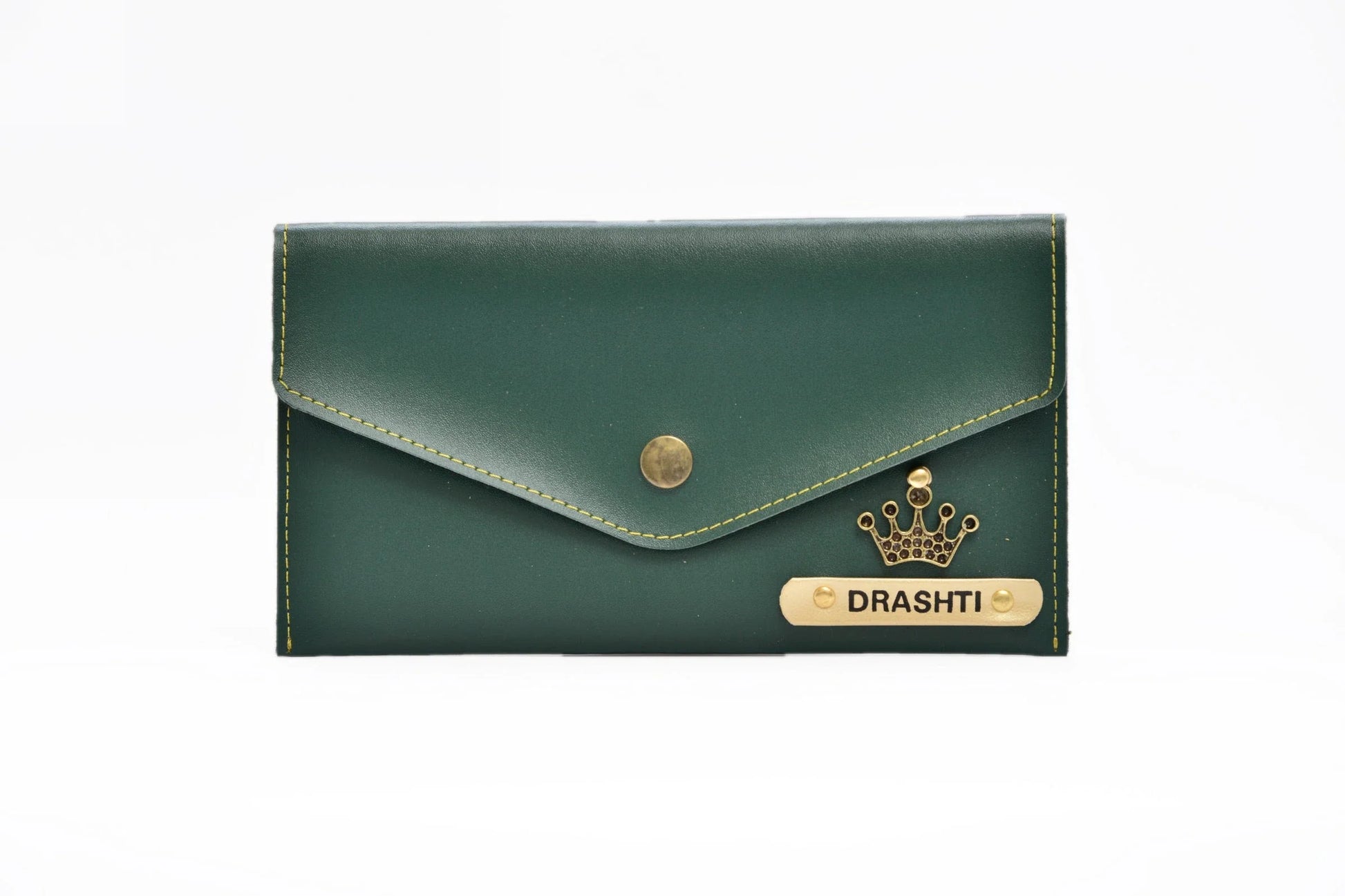 A timeless classic, this personalized leather clutch is the perfect accessory to complement any outfit. With ample space for your essentials and personalized options, it’s a must-have.