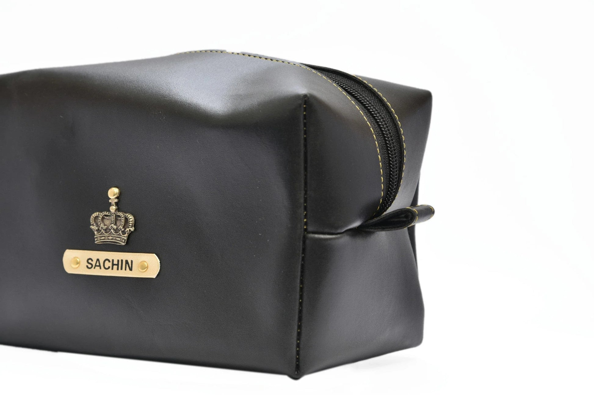personalized-multipurpose-pouch-black-customized-best-gift-for-boyfriend-girlfriend