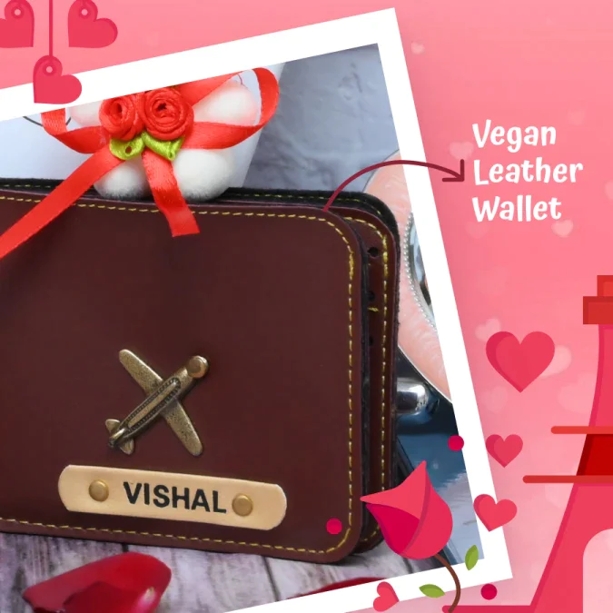 Shop for premium personalized men's wallets at best prices. Get heavy dicounts on your purchase. Shop from a variety colours and get the perfect personalized men's leather wallet from Your Gift Studio.