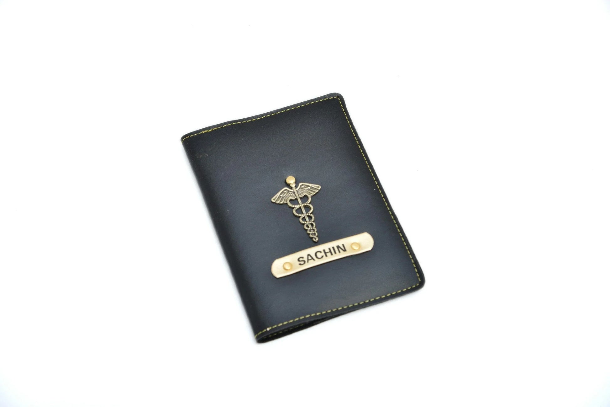 personalized-passport-cover-black-customized-best-gift-for-boyfriend-girlfriend. Gift this trending and fashionable holders to your loved ones venturing for abroad job and studies.