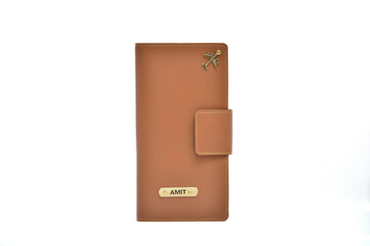 personalized-travel-wallet-tan-customized-best-gift-for-boyfriend-girlfriend. Front view. A must-have travel accessory for today's minimalist traveler who seeks both style and function.
