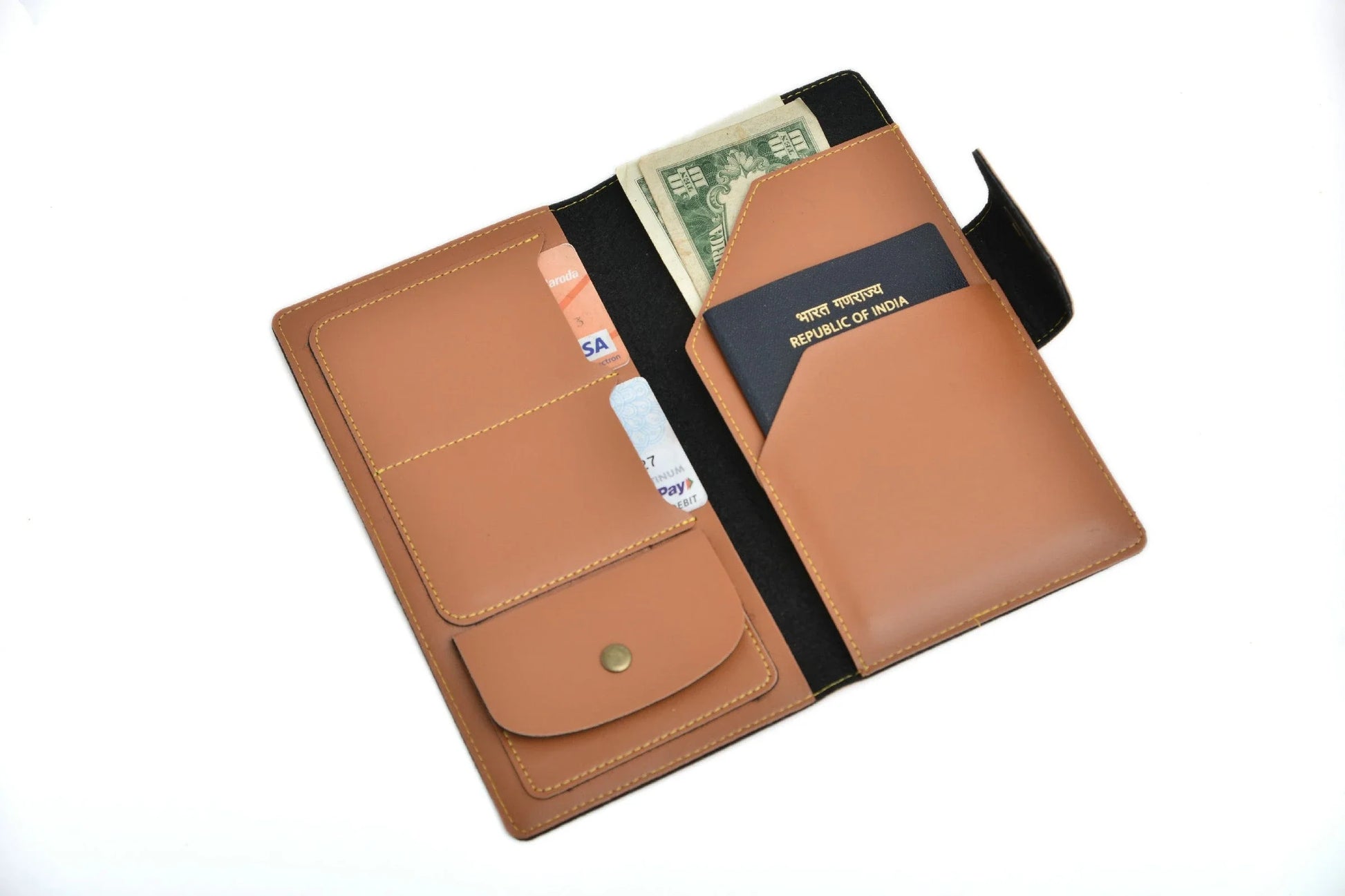 personalized-travel-wallet-tan-customized-best-gift-for-boyfriend-girlfriend. Inside/open view