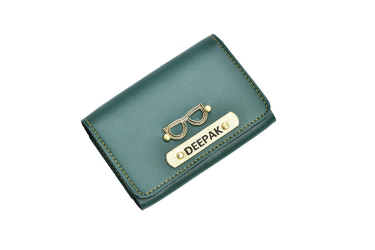 Make a lasting impression with this personalized and eye-catching visiting card holder.